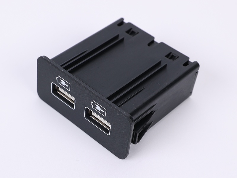 車載雙口12W充電USB盒