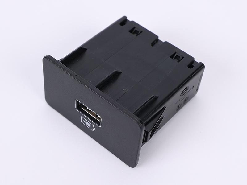 車載單口12W充電USB盒
