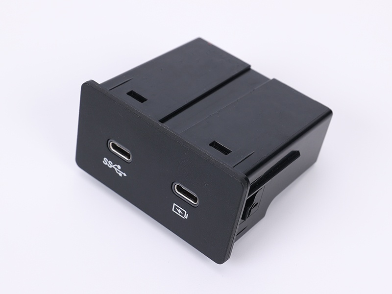 車載高速數據傳輸18W充電USB盒